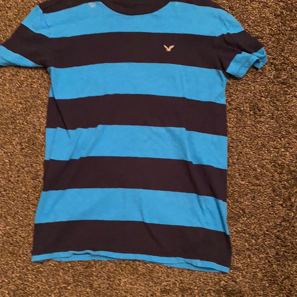 American eagle T-shirt